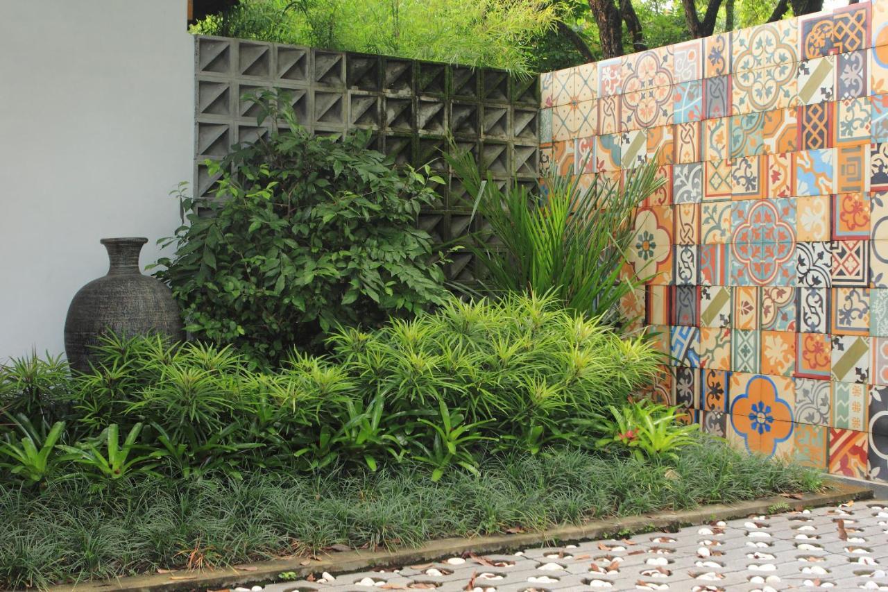 Komoreya Guesthouse Kejayan Bagian luar foto