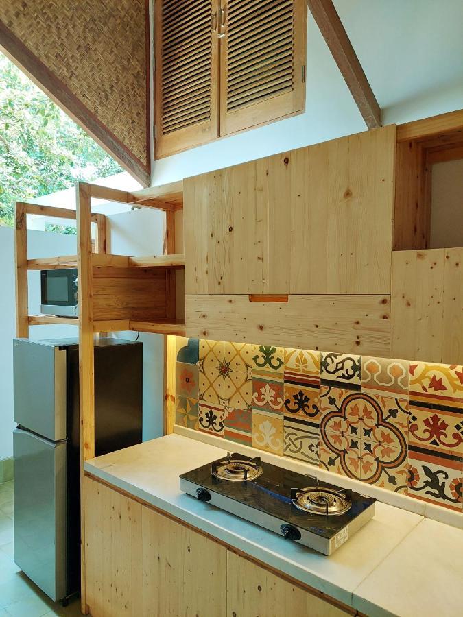 Komoreya Guesthouse Kejayan Bagian luar foto